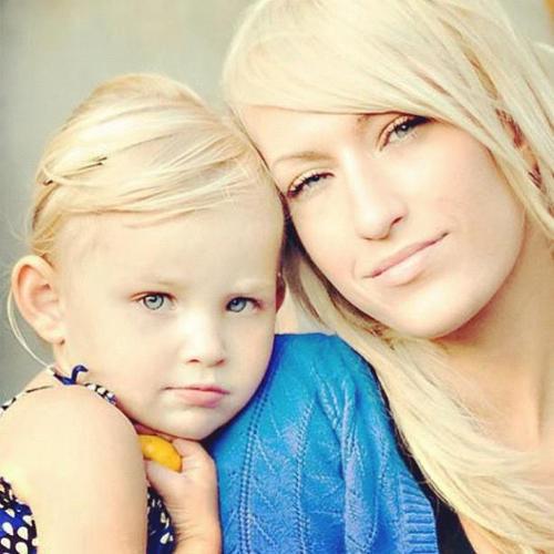 Jolie Lucker