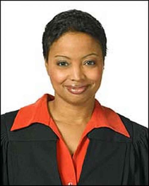 Lynn Toler