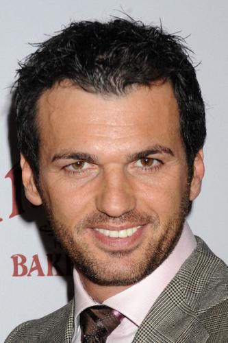 Tony Dovolani