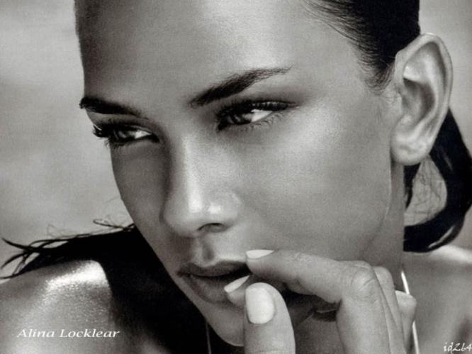 Alina Locklear