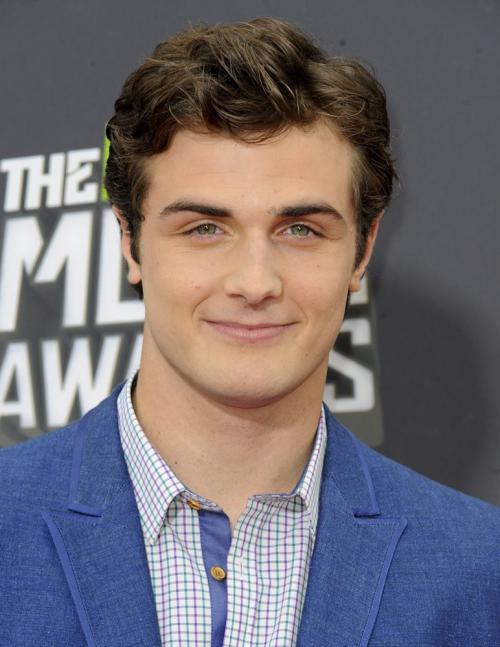 Beau MirchoffProfile, Photos, News and Bio