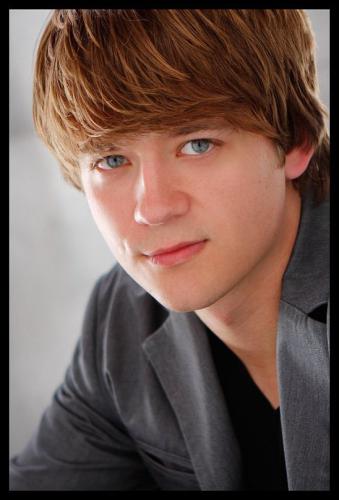 Jason EarlesProfile, Photos, News and Bio