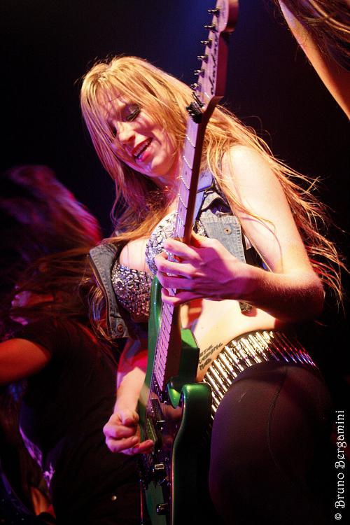 Courtney Cox (musician)