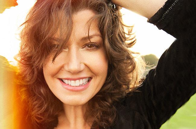 Amy GrantProfile, Photos, News and Bio