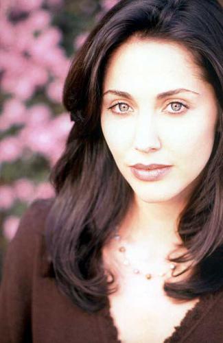 Bobbie PhillipsProfile, Photos, News and Bio