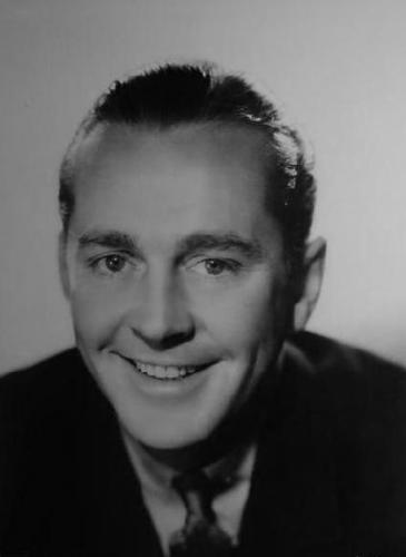 James Dunn Profile, Photos, News, Bio | CelebNest