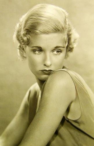 Joan Bennett (model)