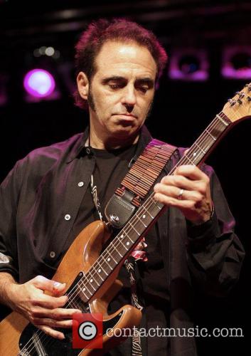 Nils Lofgren