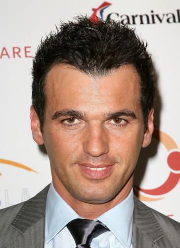Driton 'Tony' Dovolani
