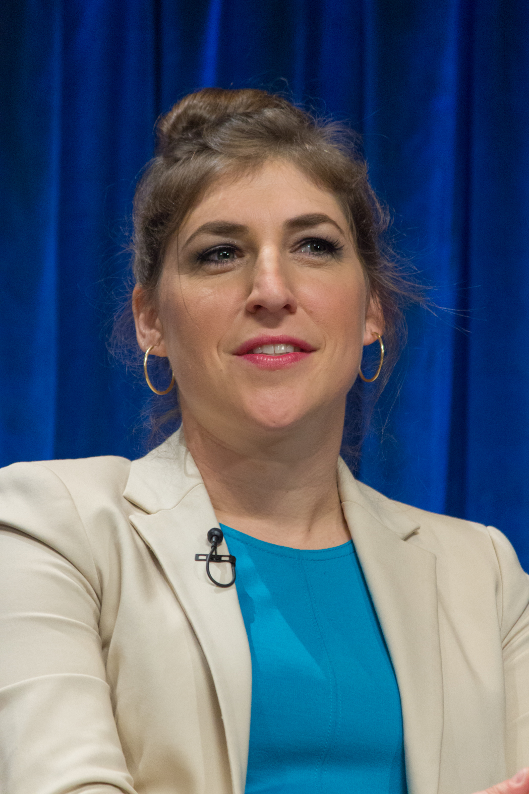 Mayim BialikProfile, Photos, News and Bio