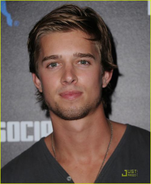 Drew Van Acker