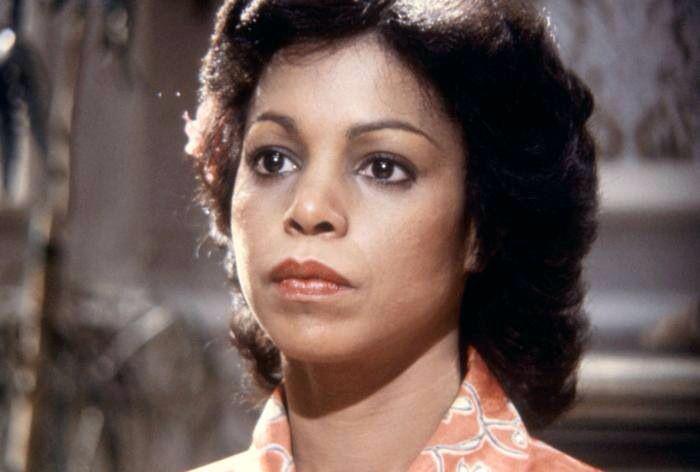 Lynne MoodyProfile, Photos, News and Bio
