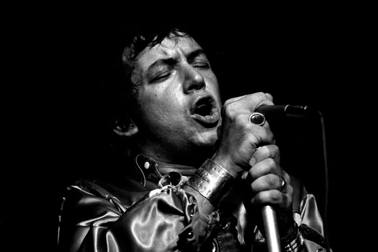 Eric BurdonProfile, Photos, News and Bio