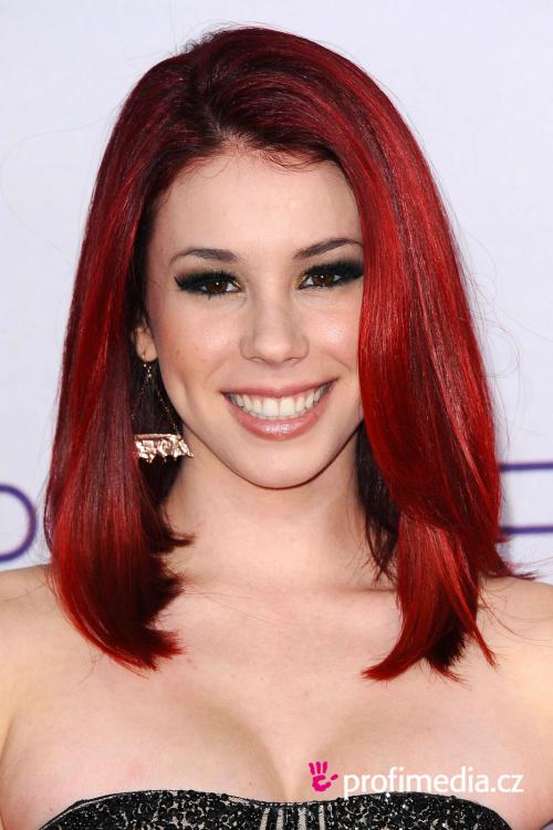 Jillian Rose Reed