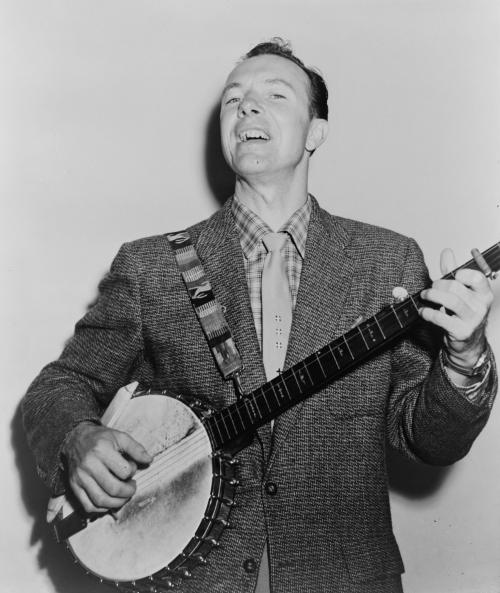 Pete SeegerProfile, Photos, News and Bio