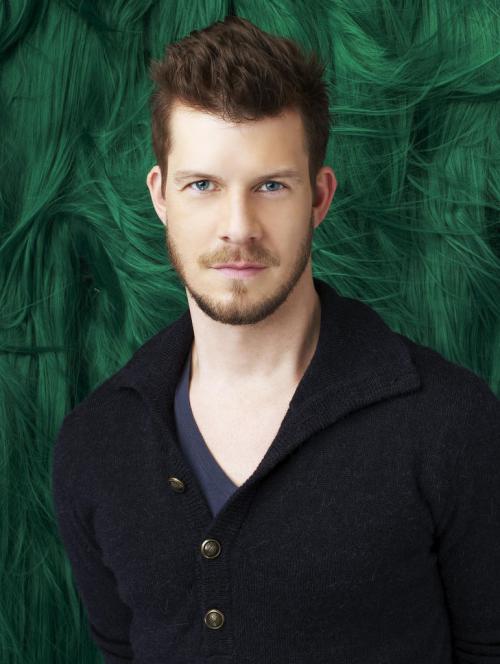 Eric Mabius