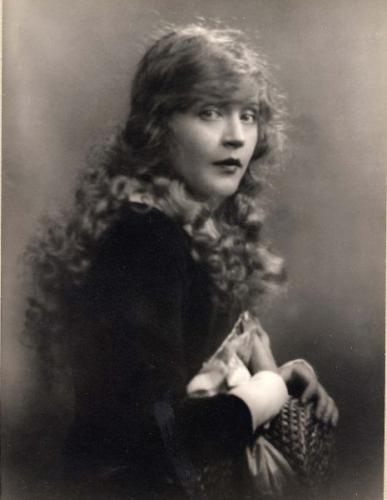 Mae Murray