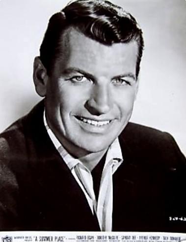 Richard Egan