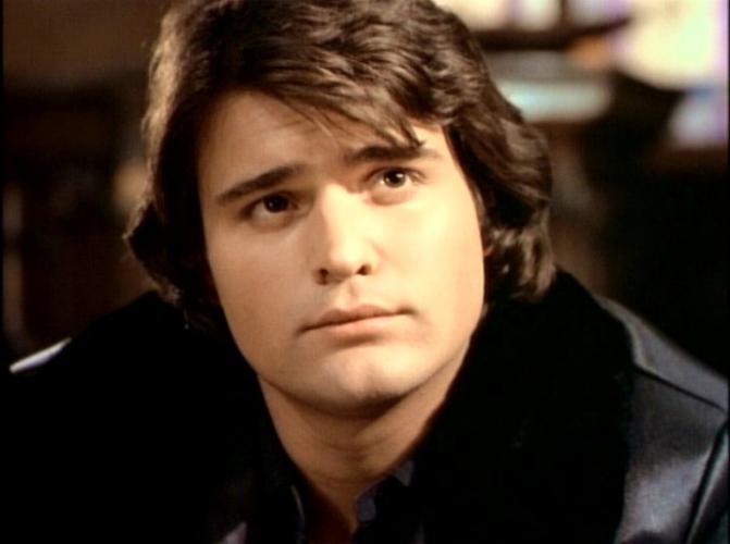 Peter DeLuiseProfile, Photos, News and Bio