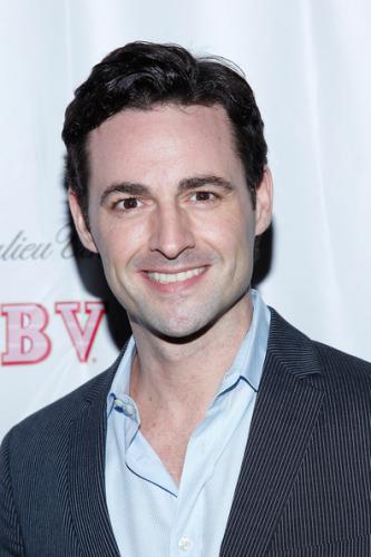 Max Von EssenProfile, Photos, News and Bio