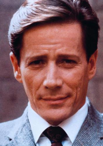 Peter StraussProfile, Photos, News and Bio