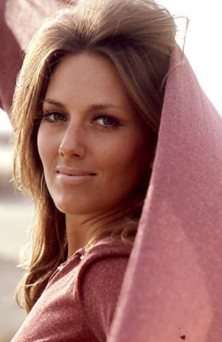 Janice PenningtonProfile, Photos, News and Bio