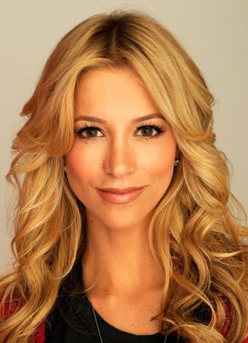 Sabina GadeckiProfile, Photos, News and Bio