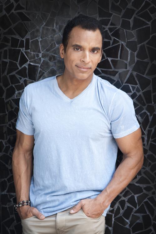 Jon Secada