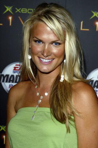 Jessica BowlinProfile, Photos, News and Bio