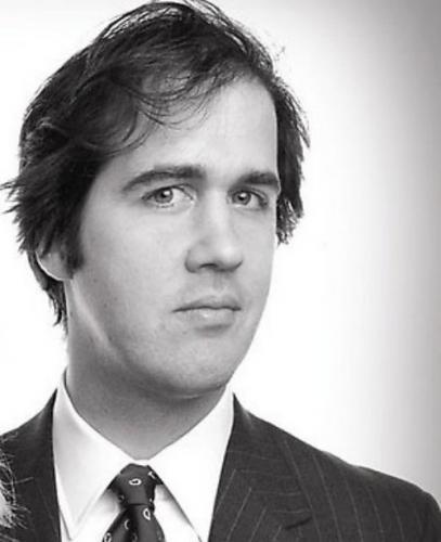 Krist NovoselicProfile, Photos, News and Bio