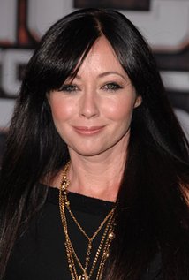 Shannen DohertyProfile, Photos, News and Bio