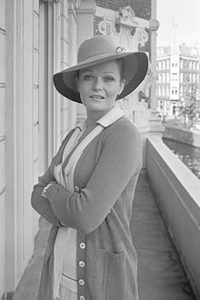 Valerie PerrineProfile, Photos, News and Bio