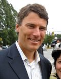Gregor Robertson (politician)