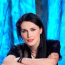 Sharon den Adel