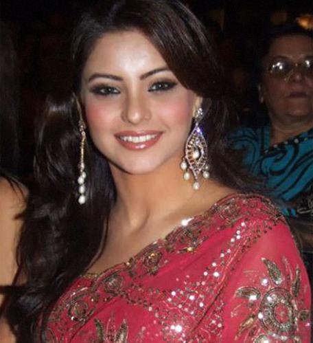 Aamna Sharif