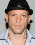 Ami James
