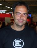 Neri Marcorè