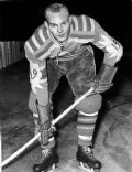Roland Stoltz (ice hockey b. 1931)