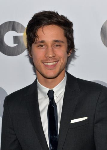 Peter Gadiot