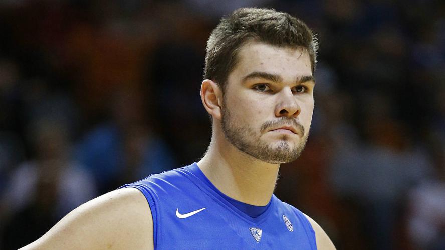 Isaac Humphries