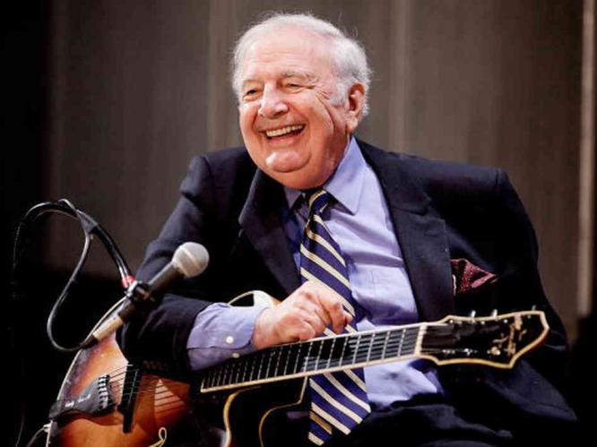 Bucky Pizzarelli