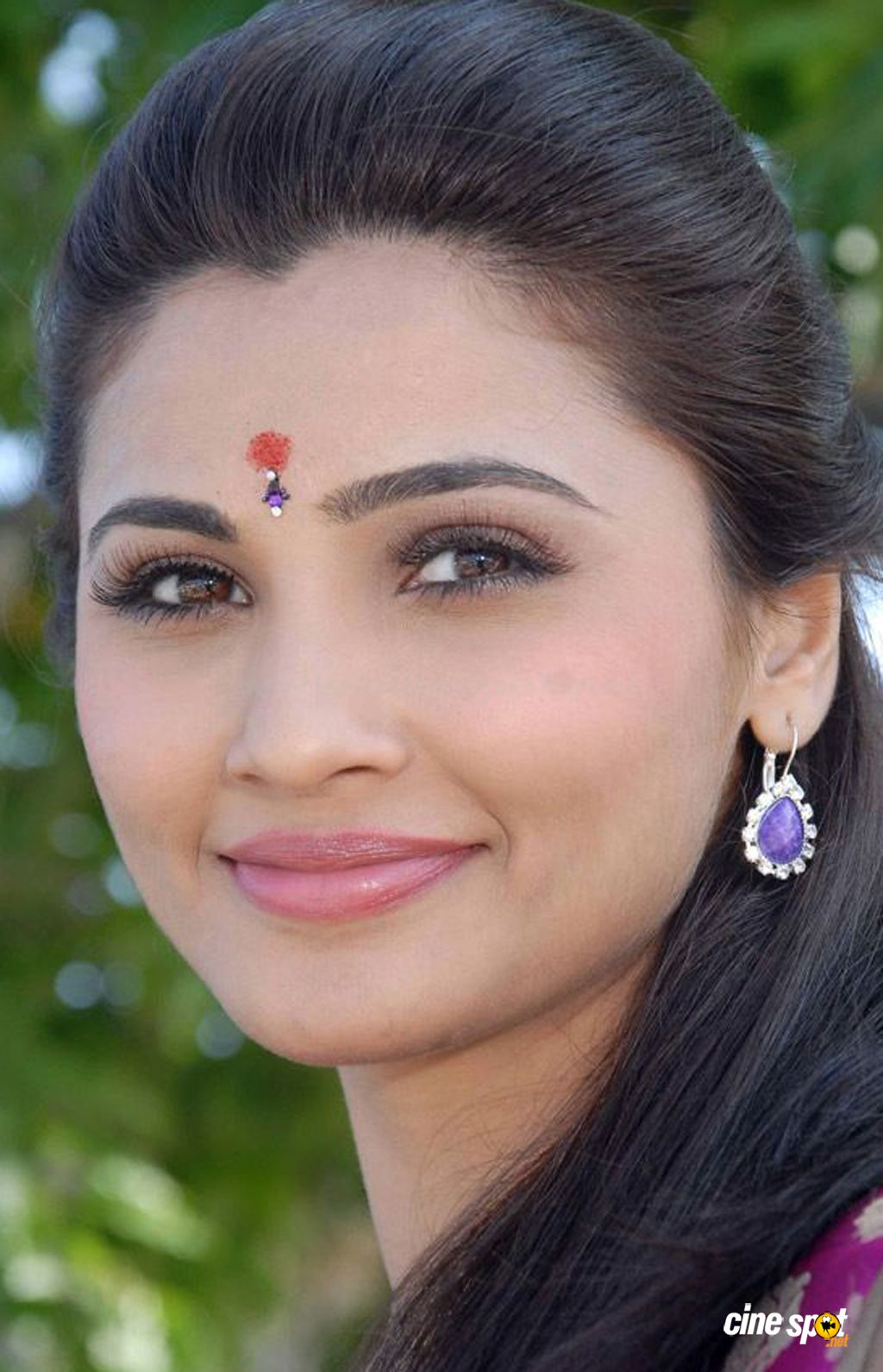 Daisy Shah