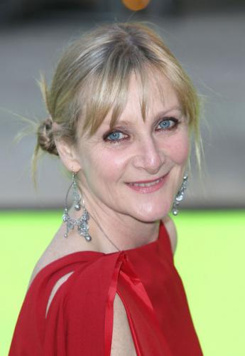 Lesley Sharp