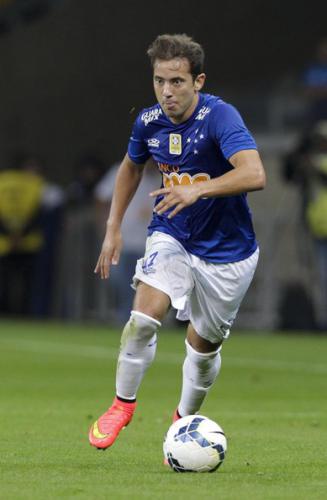 Everton Ribeiro
