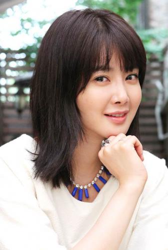 Lee Si-young