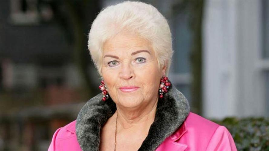 Pam St. Clement
