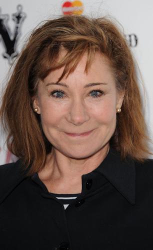 Zoe Wanamaker