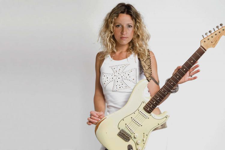 Ana Popovic