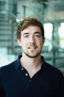Tobias Dirks
