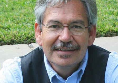 Benjamin Alire Saenz